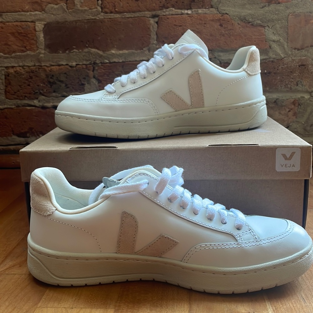 Veja V-12 leather sneakers